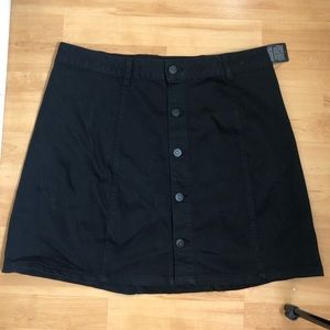 NWT BLACK DENIM SKIRT